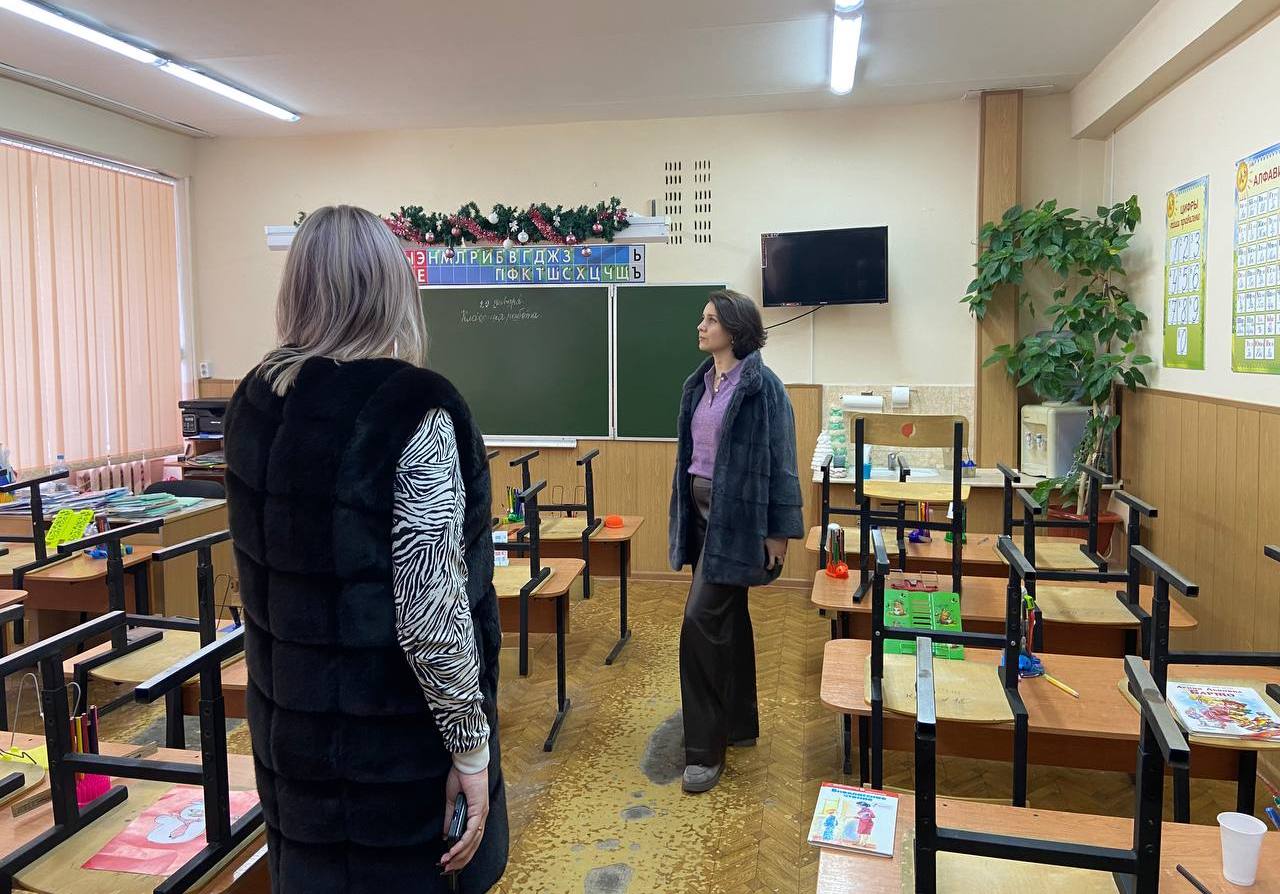 Александр Михайлов: Железногорск с рабочим визитом посетила министр образования Курской области Наталия Леонова Александр Михайлов: Железногорск с рабочим визитом посетила министр образования Курской области Наталия Леонова