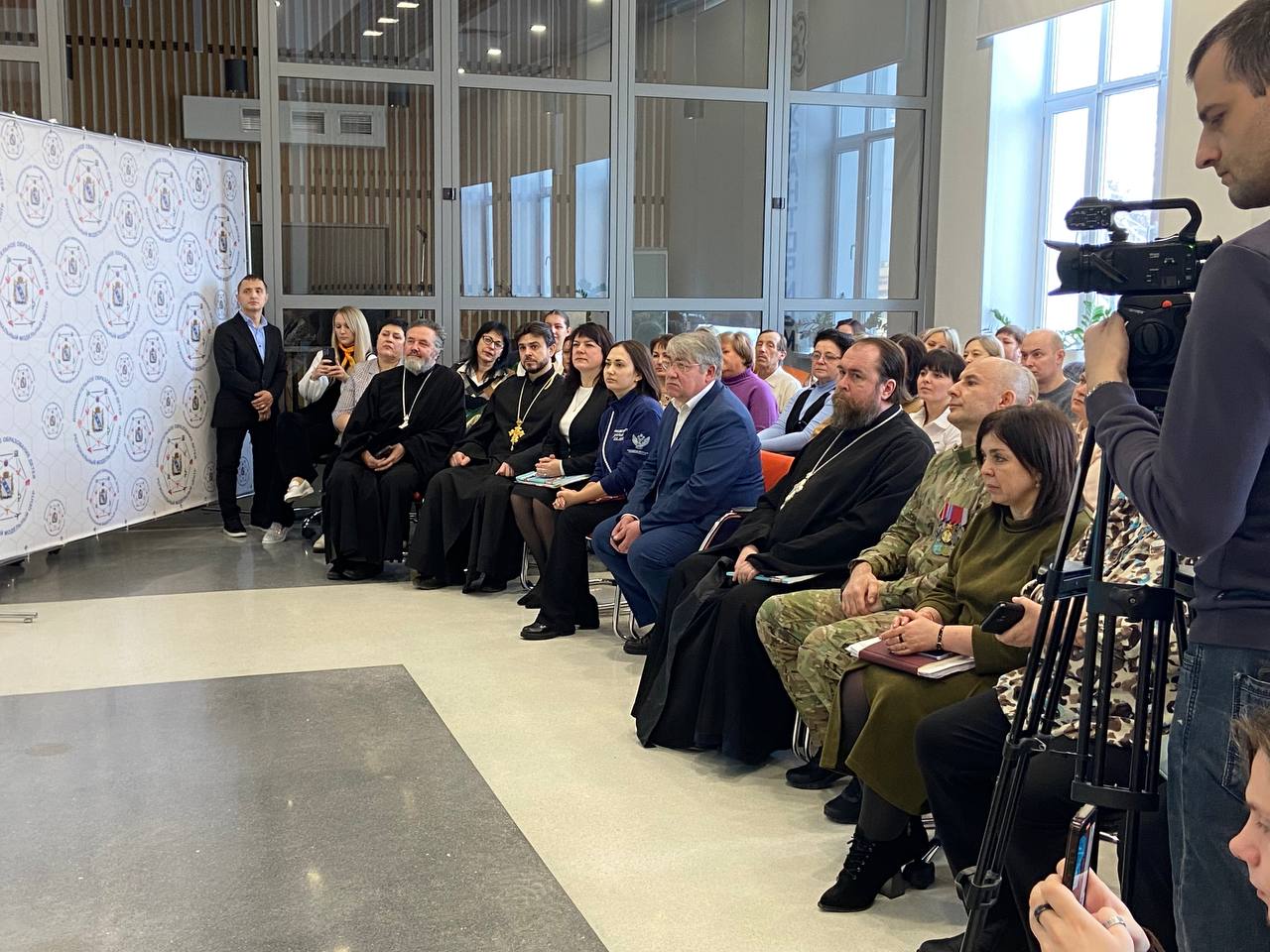 Александр Михайлов: Железногорск с рабочим визитом посетила министр образования Курской области Наталия Леонова Александр Михайлов: Железногорск с рабочим визитом посетила министр образования Курской области Наталия Леонова