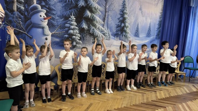 В детском саду №11 города Курчатова по традиции прошел зимний спортивный праздник для старших дошкольников В детском саду №11 города Курчатова по традиции прошел зимний спортивный праздник для старших дошкольников