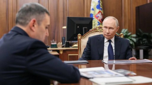 Путин планирует позвонить попавшему в ДТП губернатору Курской области