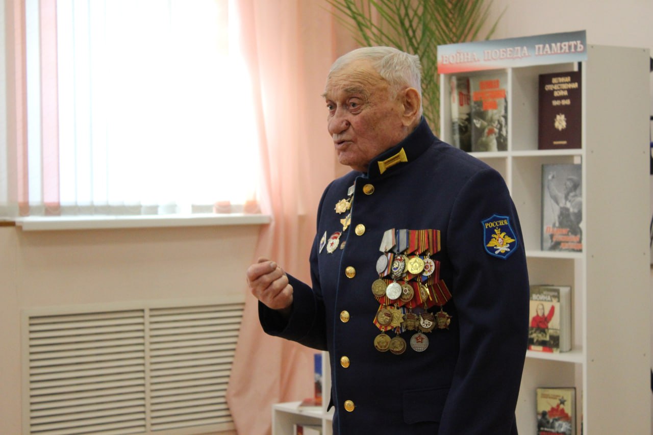 Курские ветераны рассказали молодым людям об ужасах блокадного Ленинграда Курские ветераны рассказали молодым людям об ужасах блокадного Ленинграда