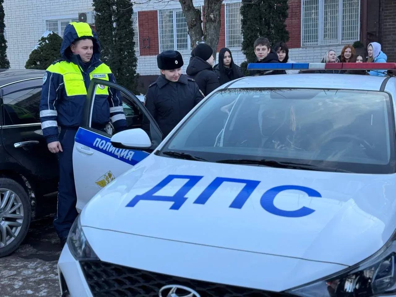 В Железногорске в рамках всероссийской акции «Студенческий десант» организовано знакомство с полицейской службой