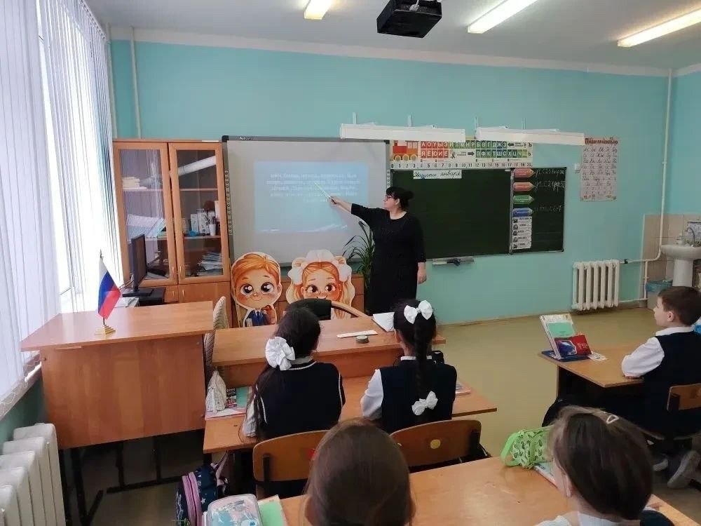 В школе № 5 Курска прошёл практико-ориентированный семинар для школ региона, активно внедряющих проект «Школа полного дня» В школе № 5 Курска прошёл практико-ориентированный семинар для школ региона, активно внедряющих проект «Школа полного дня»