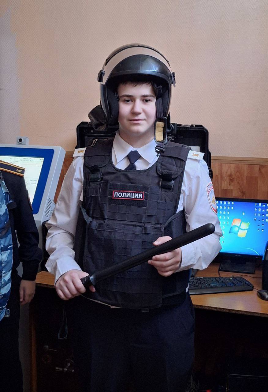 Сотрудники Курского ЛО МВД России на транспорте совместно с общественным советом присоединились к ежегодной Всероссийской акции «Студенческий десант» Сотрудники Курского ЛО МВД России на транспорте совместно с общественным советом присоединились к ежегодной Всероссийской акции «Студенческий десант»