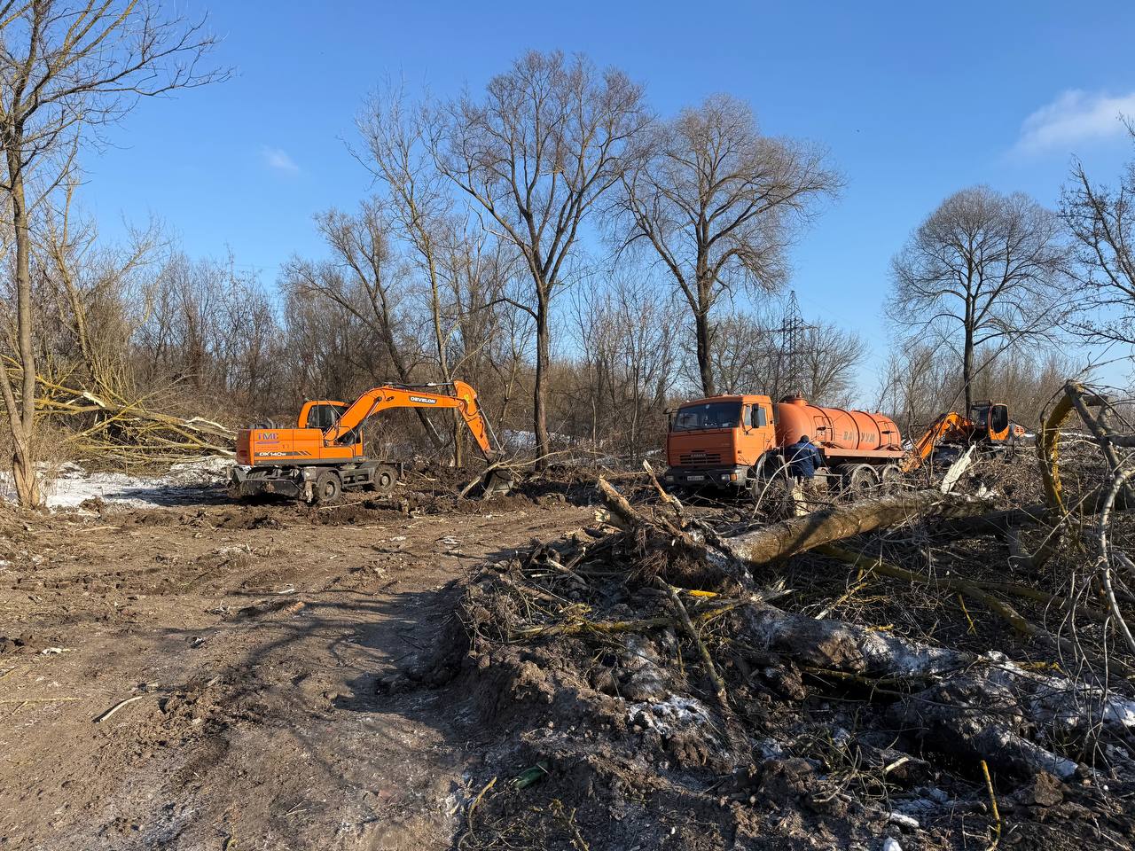 Сегодня вновь побывал на реке Тускарь Сегодня вновь побывал на реке Тускарь