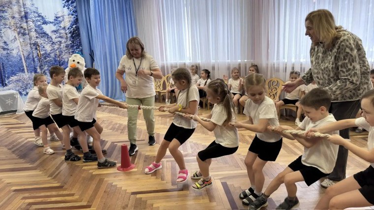 В детском саду №11 города Курчатова по традиции прошел зимний спортивный праздник для старших дошкольников В детском саду №11 города Курчатова по традиции прошел зимний спортивный праздник для старших дошкольников