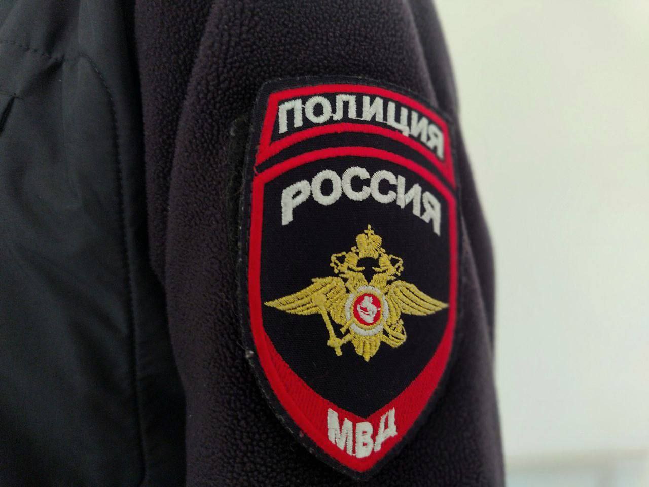 Курские полицейские спасли замерзающего мужчину