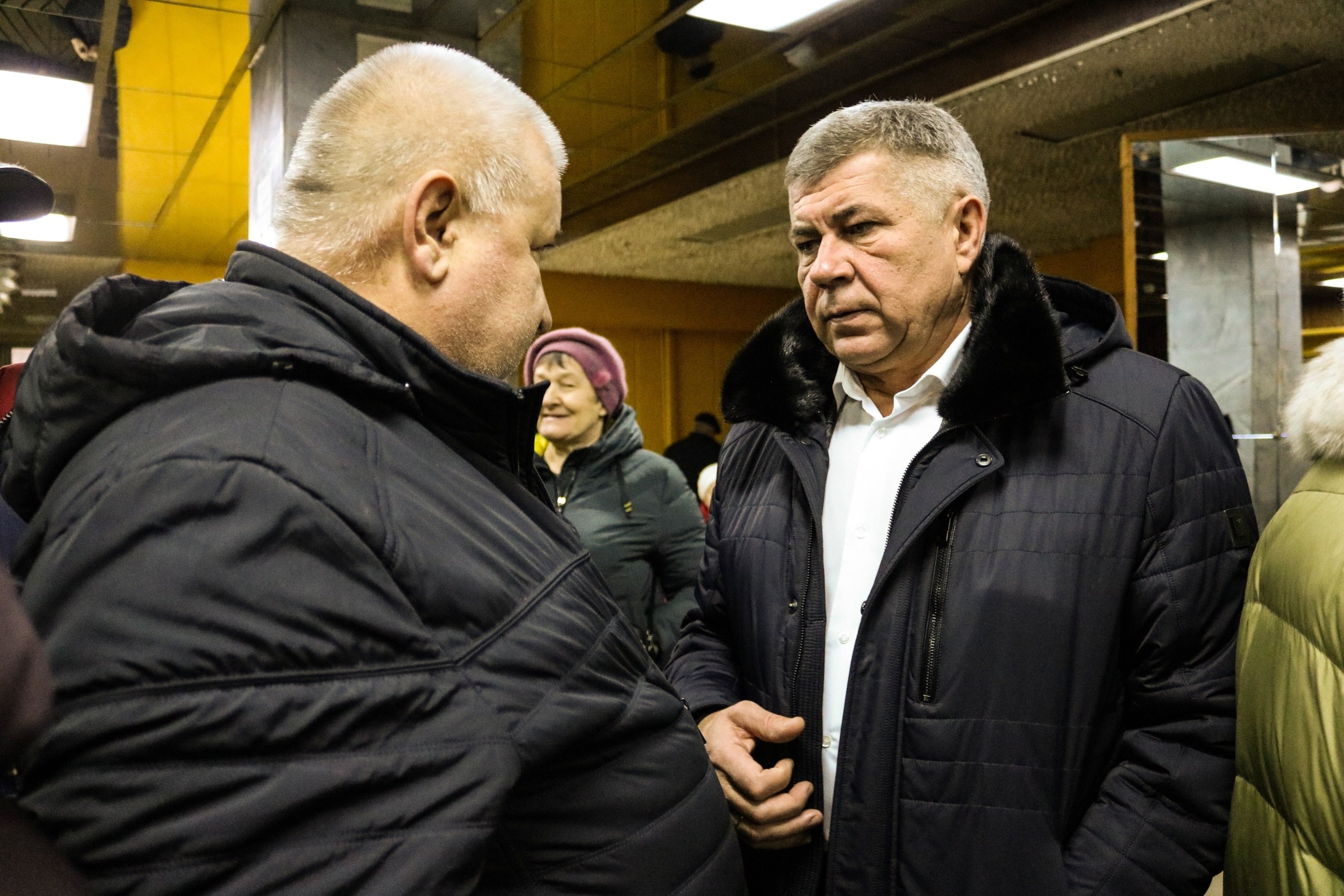 Глава Обоянского района Игорь Глущенко сегодня отмечает день рождения Глава Обоянского района Игорь Глущенко сегодня отмечает день рождения