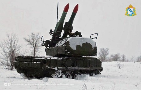 9 украинских БПЛА самолётного типа уничтожены над Курской областью в течение прошедшей ночи, сообщило Минобороны России