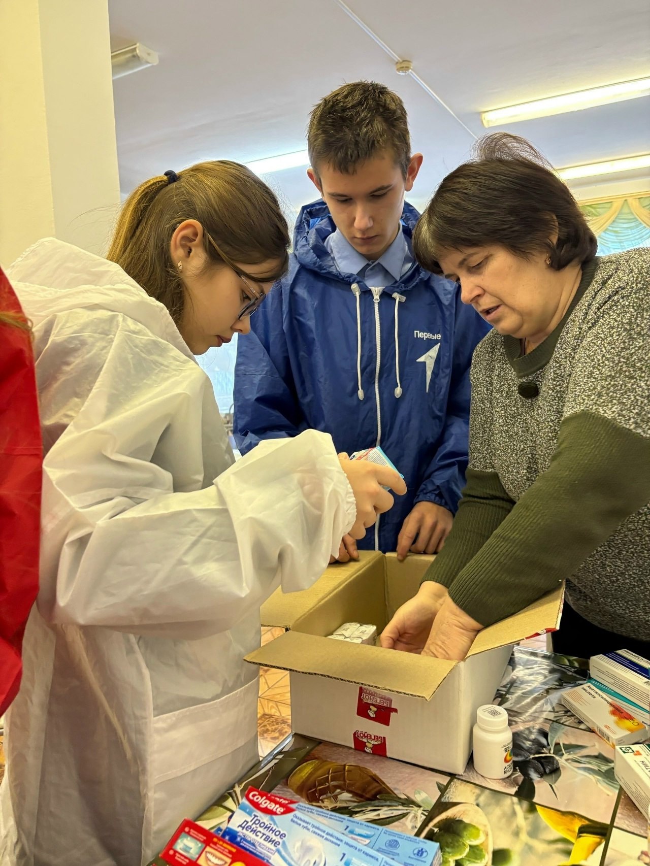 Сбор гуманитарной помощи для солдат Сбор гуманитарной помощи для солдат