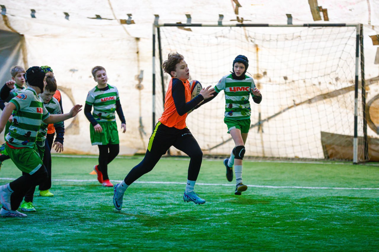 ПОДГОТОВКА ИДЕТ ВОВСЮ. Юные регбисты - мальчишки и девчонки из Курска и Железногорска готовятся к соревнованиям ПОДГОТОВКА ИДЕТ ВОВСЮ. Юные регбисты - мальчишки и девчонки из Курска и Железногорска готовятся к соревнованиям