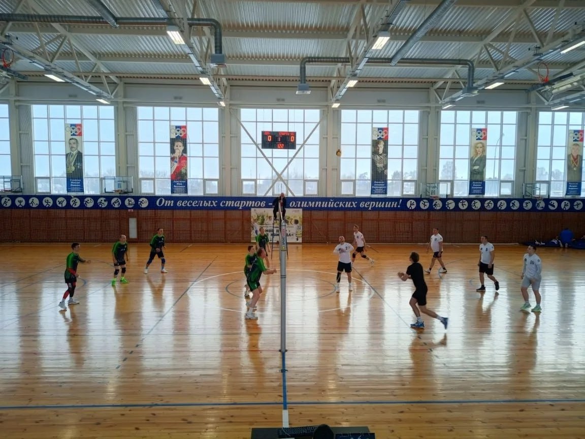 Геннадий Енютин: 25 января в игровом зале МКУ «ФОК «Луч» им. Героя Советского Союза Кретова А.Ф.» стартовало Первенство Солнцевского района по волейболу 2026 г., посвященное 81-ой годовщине Победы в Великой Отечественной... Геннадий Енютин: 25 января в игровом зале МКУ «ФОК «Луч» им. Героя Советского Союза Кретова А.Ф.» стартовало Первенство Солнцевского района по волейболу 2026 г., посвященное 81-ой годовщине Победы в Великой Отечественной...