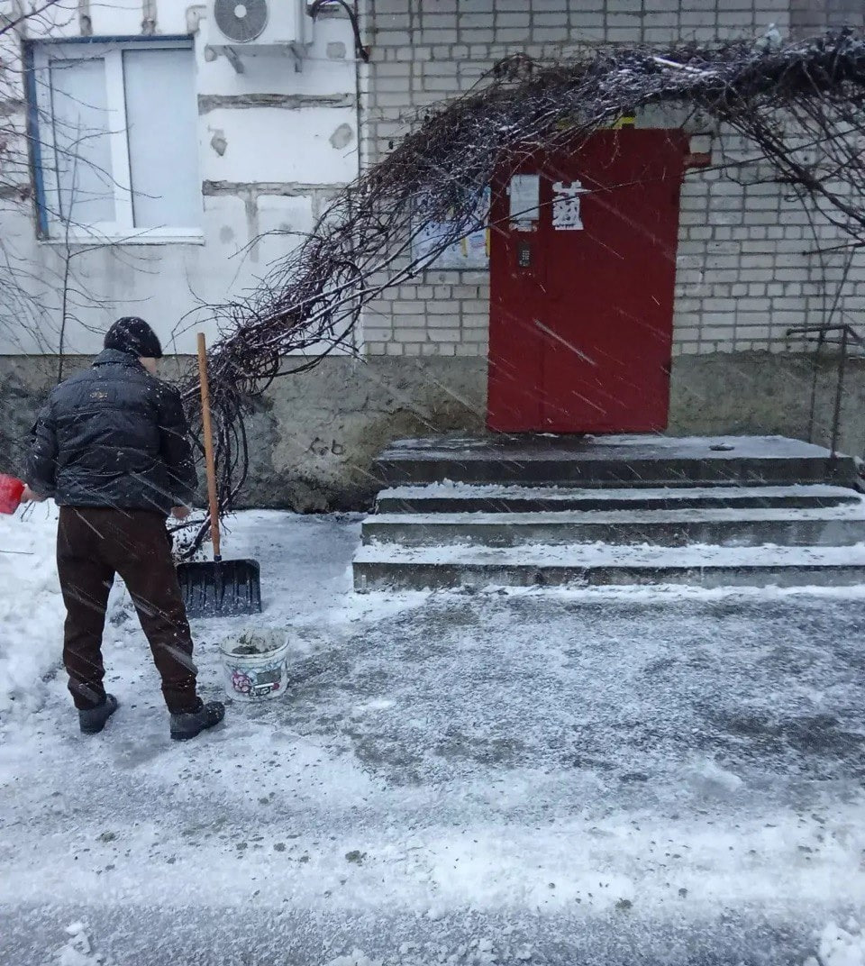 Администрация Центрального округа проверяет содержание территорий в период непогоды Администрация Центрального округа проверяет содержание территорий в период непогоды