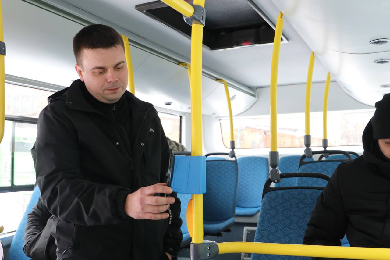 В новые курские автобусы «Ситимакс-9» установили валидаторы
