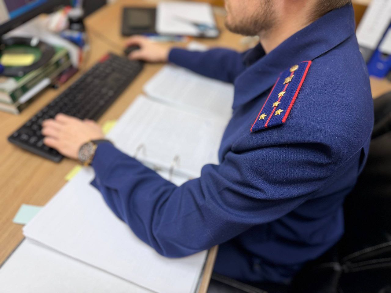 Житель Курска признан виновным в применении насилия в отношении представителя власти