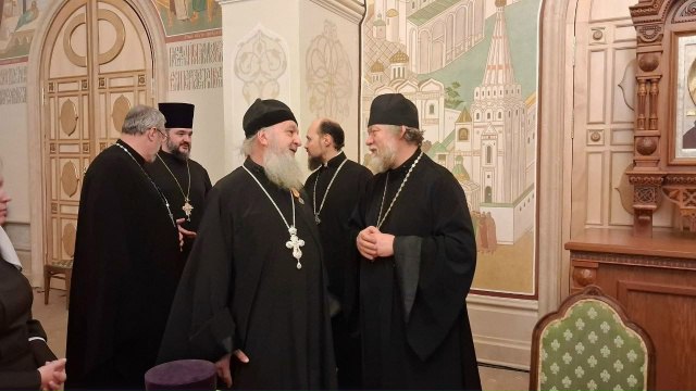 Геннадий Енютин: 29 января в Белом зале Храма Христа Спасителя в Москве состоялась встречасеминар врио председателя СОЦБСС протоиерея Михаила Потокина с руководителями епархиальных отделов социальной направленности