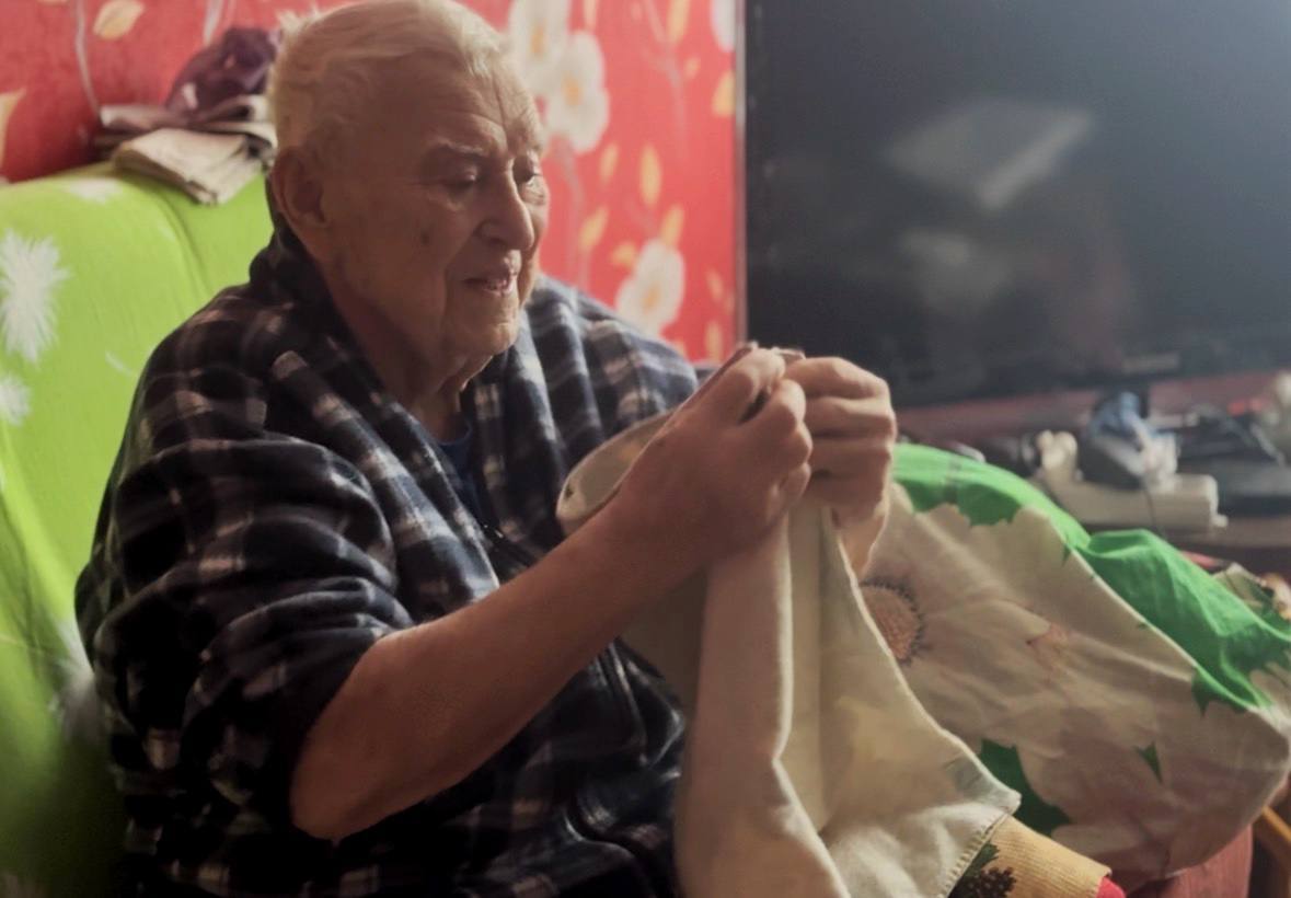 Недавно вместе с главой Гончаровского сельсовета Игорем Михайловичем Тарадайченко поздравляли с 95-летним юбилеем жителя Суджанского района Николая Дмитриевича Андруха