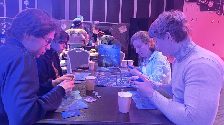 29 января клуб молодой семьи «СемьЯ» и работники молодежного центра "Комсомолец" провели вечер настольных игр «Твой ход» 29 января клуб молодой семьи «СемьЯ» и работники молодежного центра "Комсомолец" провели вечер настольных игр «Твой ход»