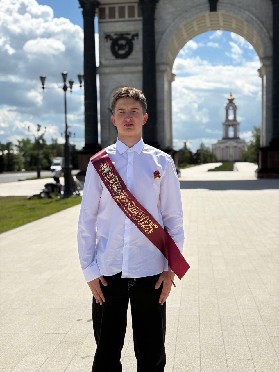 Алексей Томанов: Сегодня особенный день — свой 18-летний юбилей празднует активист молодёжной организации ЛДПР, наш земляк и настоящий патриот Иван Сергеевич Плаксин!