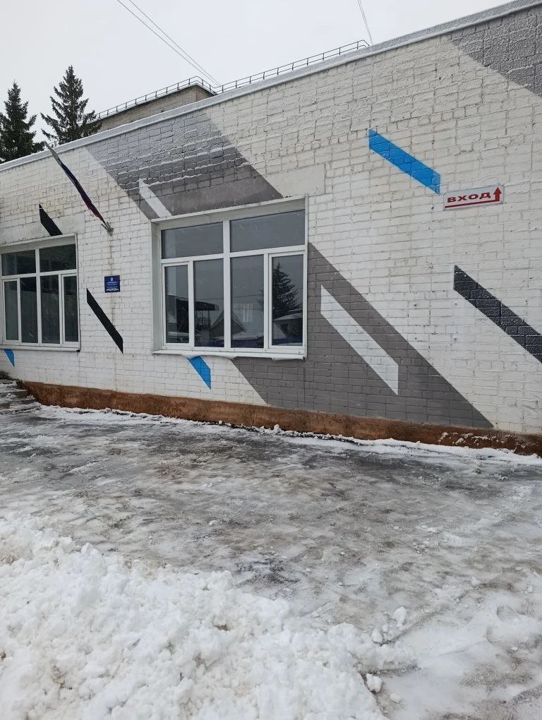 Спортивные школы "Медведь", №1 и №6 не остались в стороне и принимают участие в уборке снежных завалов Спортивные школы "Медведь", №1 и №6 не остались в стороне и принимают участие в уборке снежных завалов