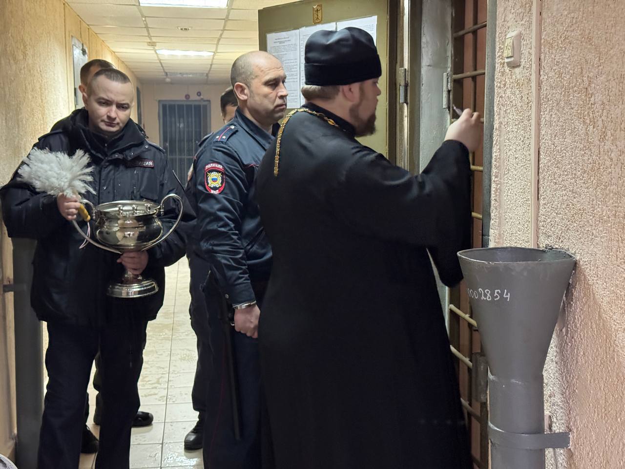 Священнослужитель Железногорской епархии посетил МО МВД России «Железногорский» Священнослужитель Железногорской епархии посетил МО МВД России «Железногорский»