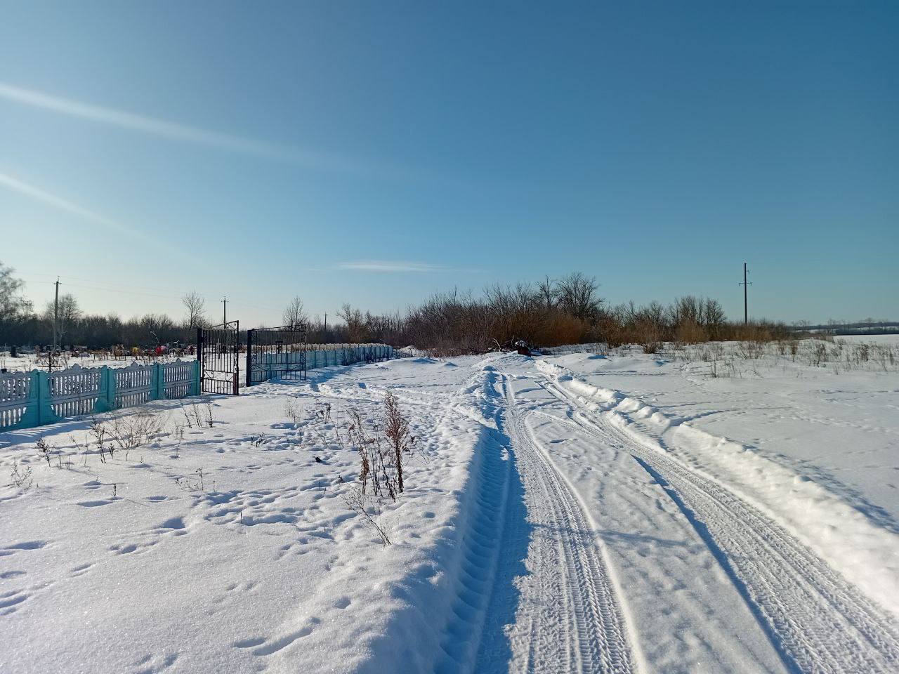 Геннадий Енютин: В условиях недавнего снегопада в населенных пунктах Солнцевского района оперативно были начаты работы по расчистке внутрипоселковых дорог от снега Геннадий Енютин: В условиях недавнего снегопада в населенных пунктах Солнцевского района оперативно были начаты работы по расчистке внутрипоселковых дорог от снега