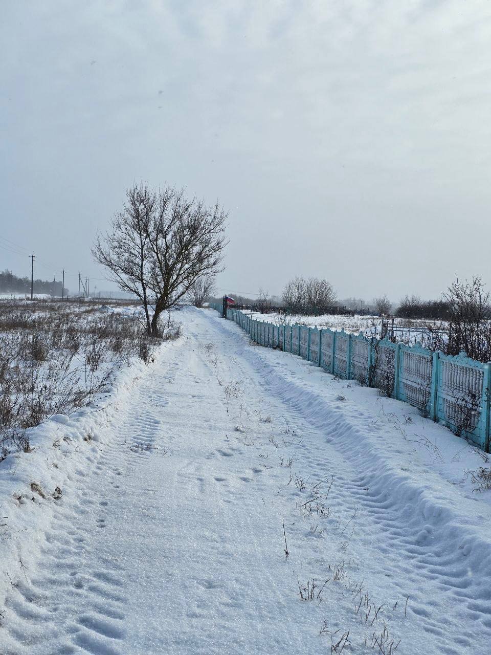 Геннадий Енютин: В условиях недавнего снегопада в населенных пунктах Солнцевского района оперативно были начаты работы по расчистке внутрипоселковых дорог от снега Геннадий Енютин: В условиях недавнего снегопада в населенных пунктах Солнцевского района оперативно были начаты работы по расчистке внутрипоселковых дорог от снега