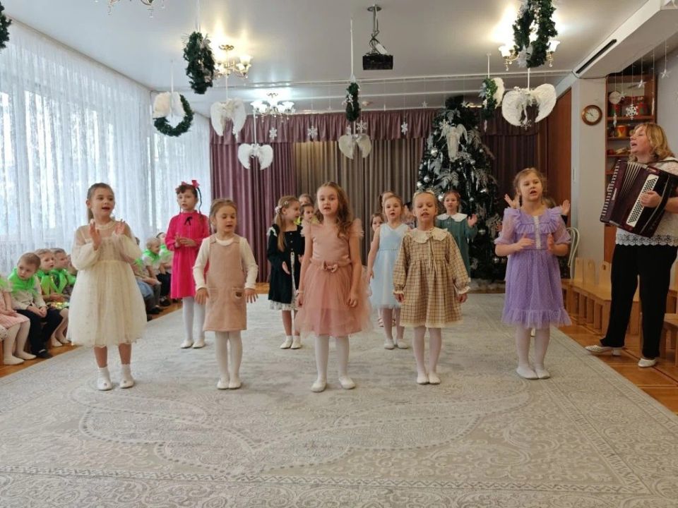 � ������� ���� � 98 ������ ������� ��������� � ������