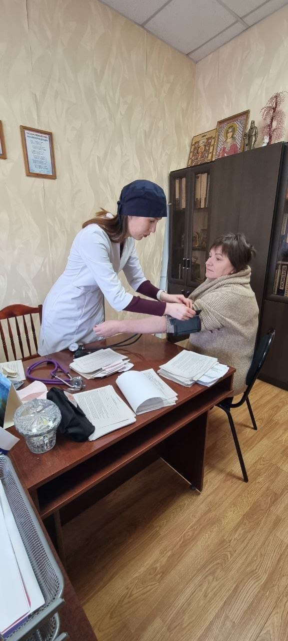 Реализация национального проекта «Продолжительная и активная жизнь» дает возможность каждому гражданину по достижении 40 лет проходить ежегодную диспансеризацию Реализация национального проекта «Продолжительная и активная жизнь» дает возможность каждому гражданину по достижении 40 лет проходить ежегодную диспансеризацию