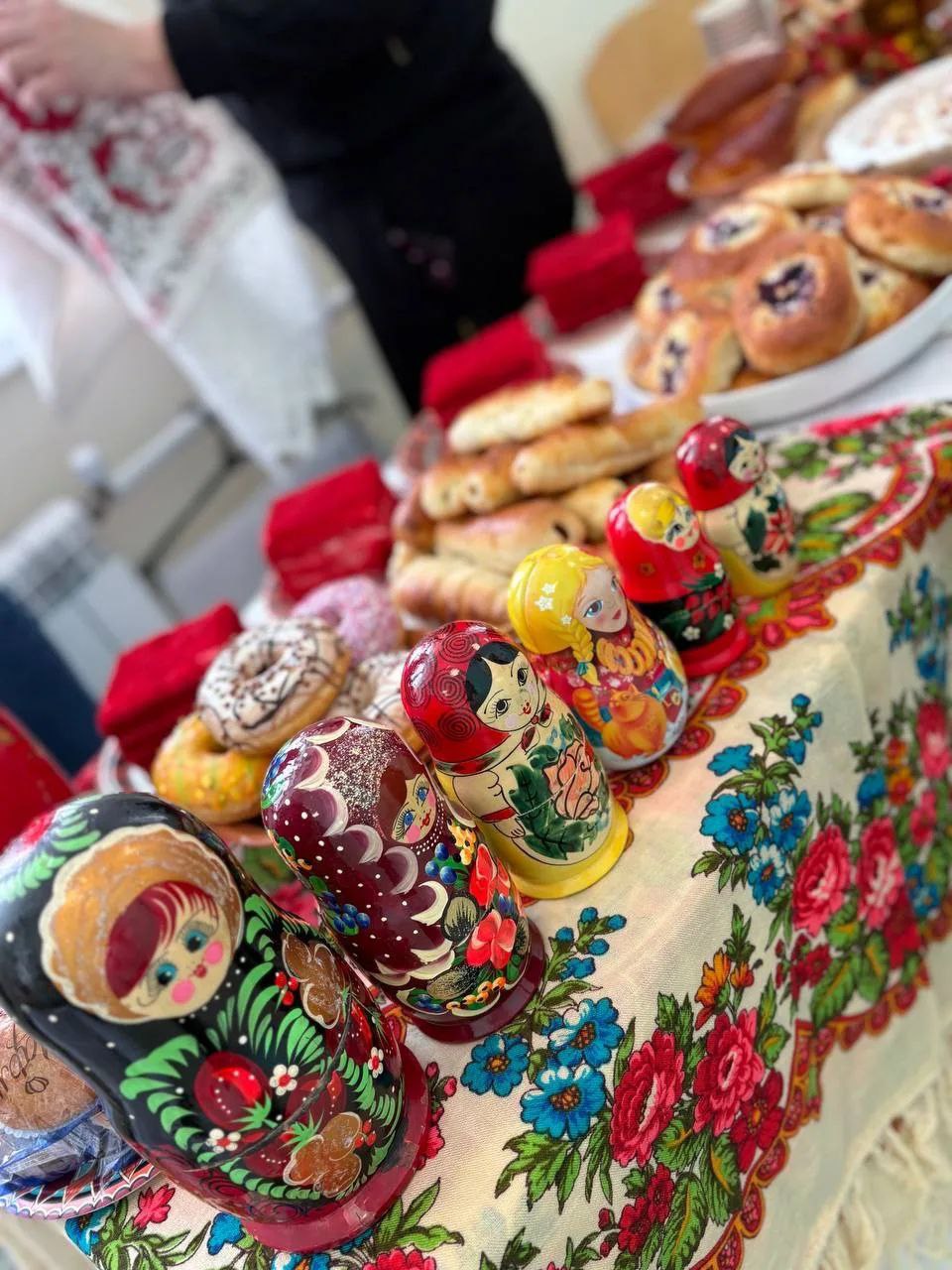 Андрей Амерев: В МКОУ «Горшеченская СОШ им. Н. И. Жиронкина» состоялся Сретенский бал Андрей Амерев: В МКОУ «Горшеченская СОШ им. Н. И. Жиронкина» состоялся Сретенский бал