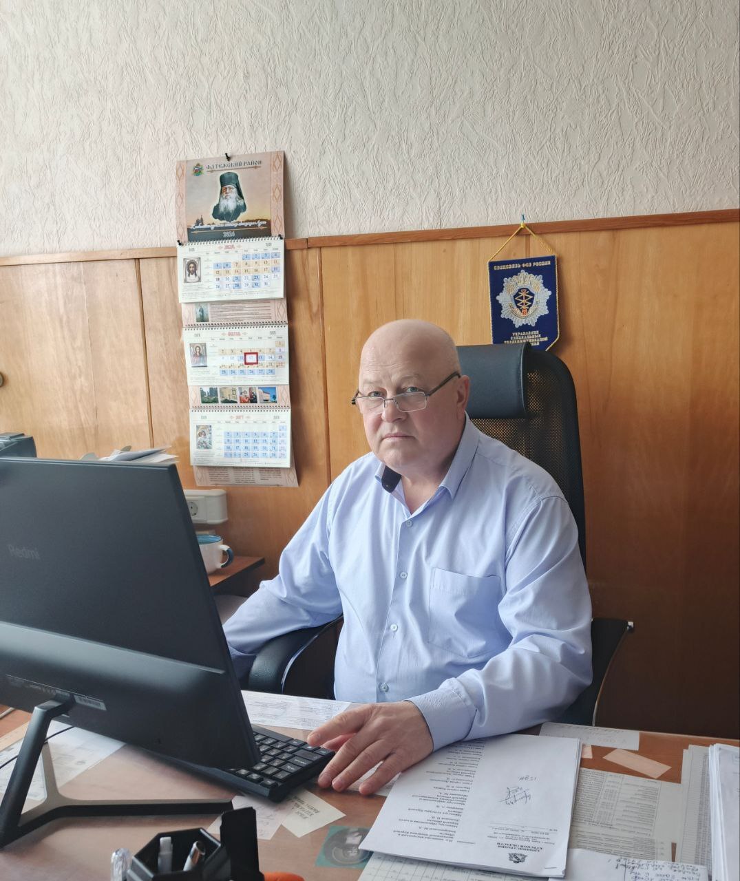 Сегодня свой день рождения отмечает первый заместитель главы администрации Фатежского района Виктор Васильевич Юркин