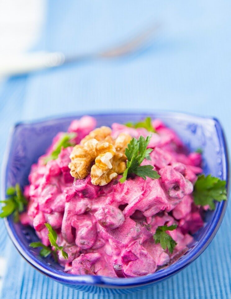 Новые грани свекольного салата: 5 нестандартных добавок для зимних рецептов