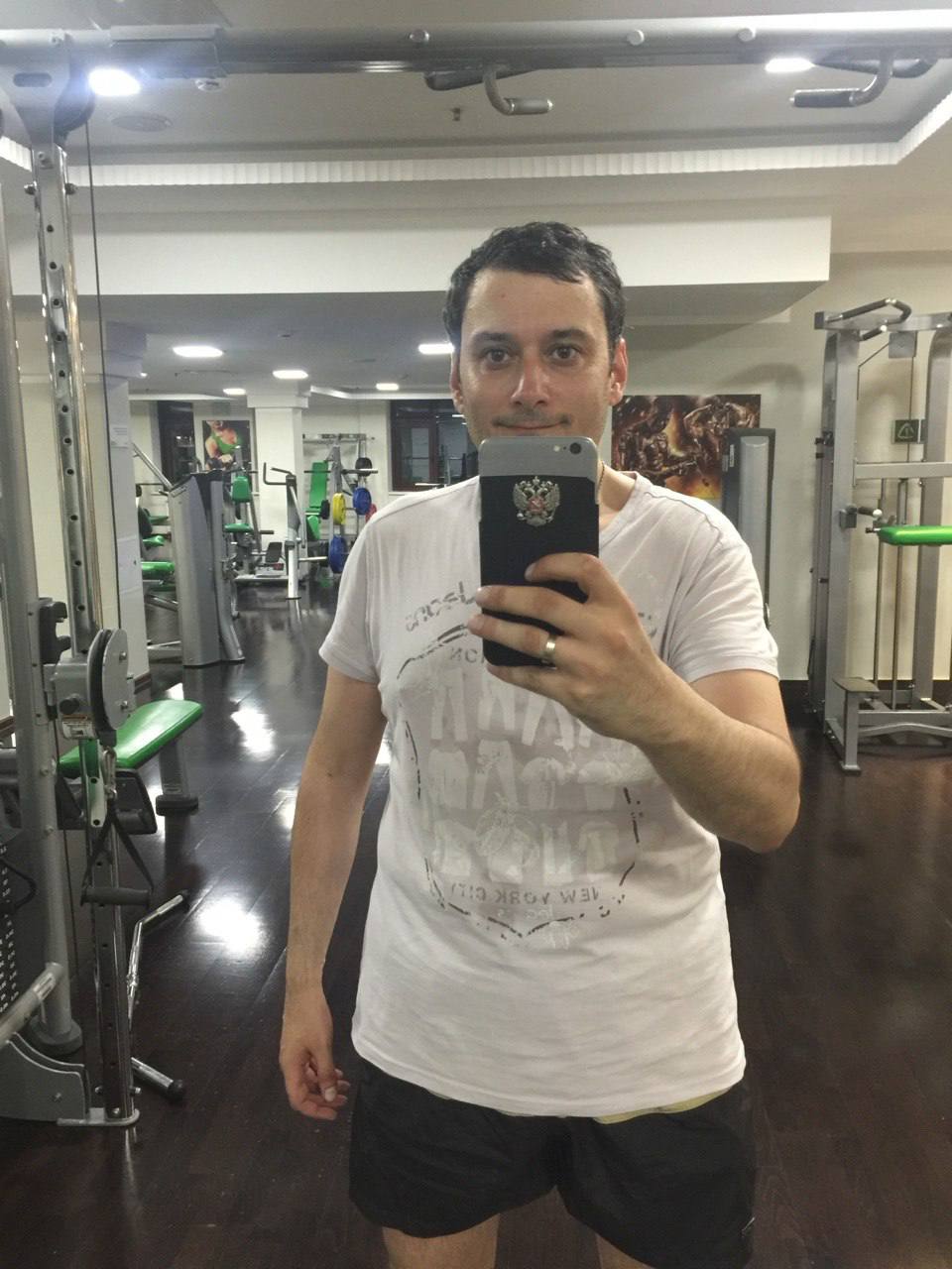 Александр Хинштейн поделился ностальгической подборкой фото из 2016 года Александр Хинштейн поделился ностальгической подборкой фото из 2016 года