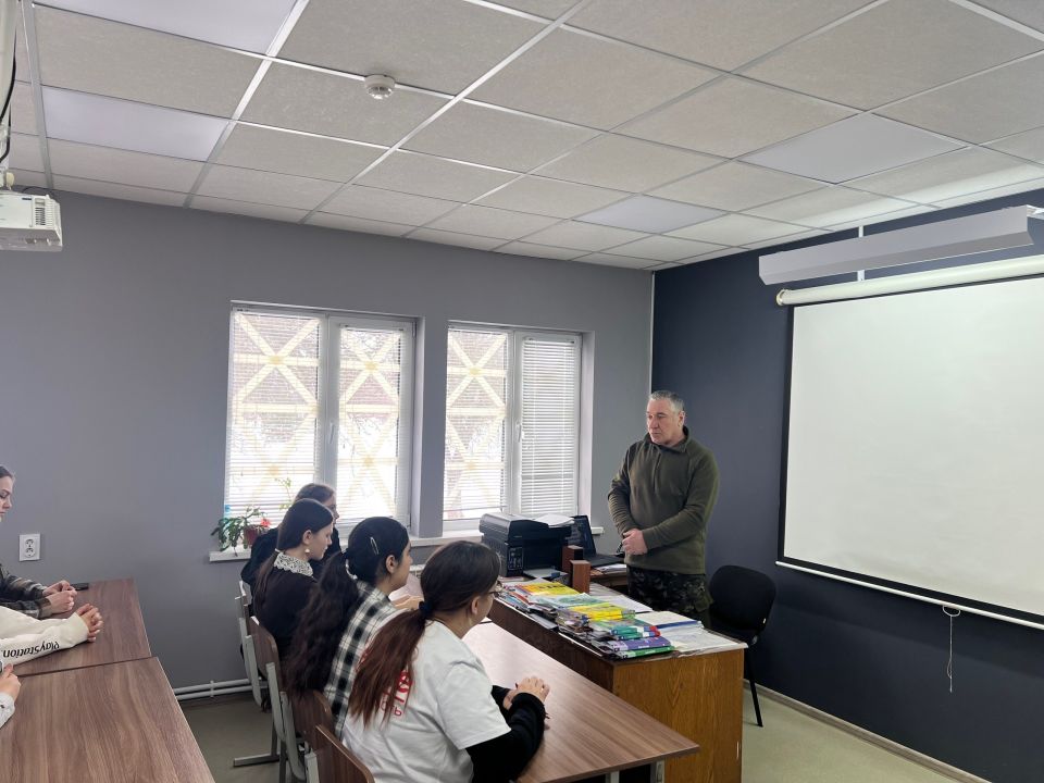 � ������ ���������� ������ �������� ���� � ���� ������ � ���������, ����������� ��������� ���� �� ��������� ���������