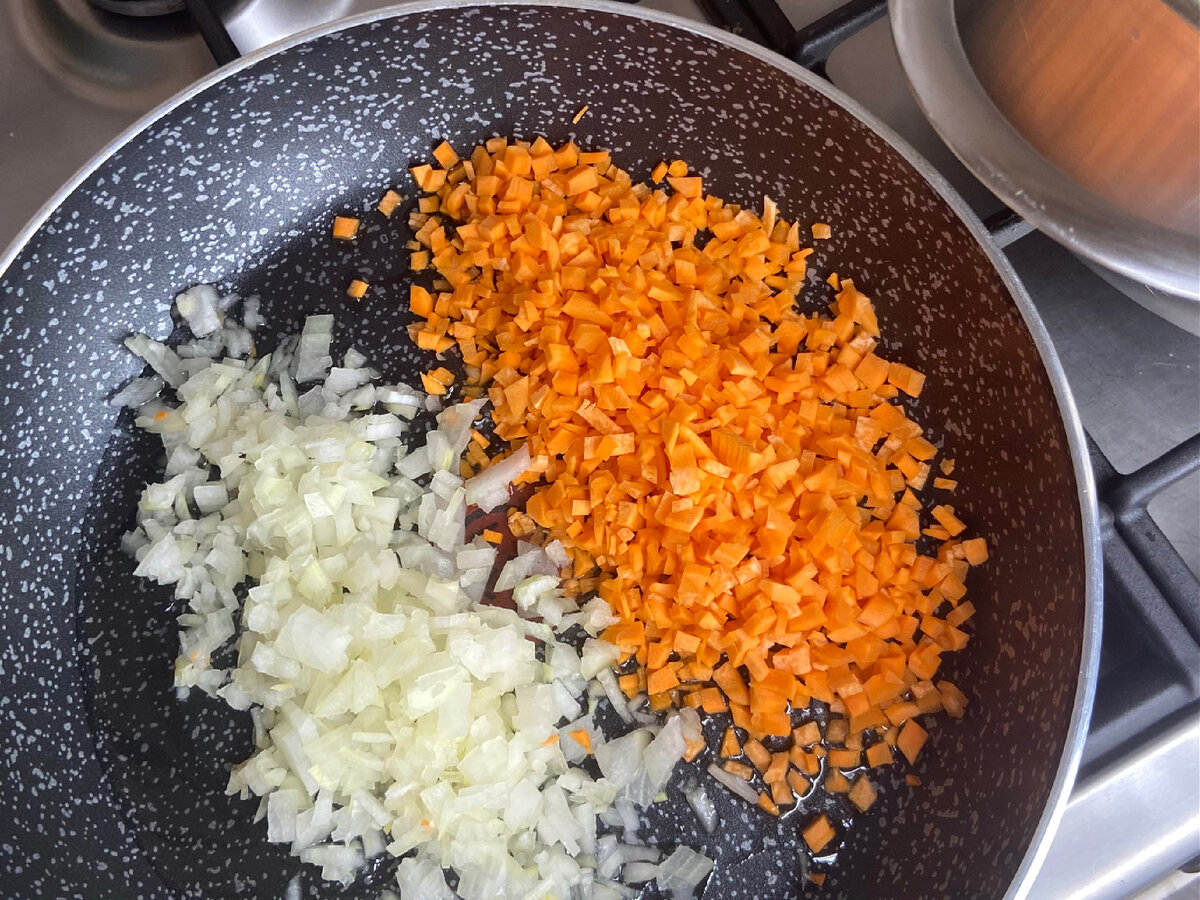 Легкий и быстрый суп: идеальный рецепт для послепраздничного настроения