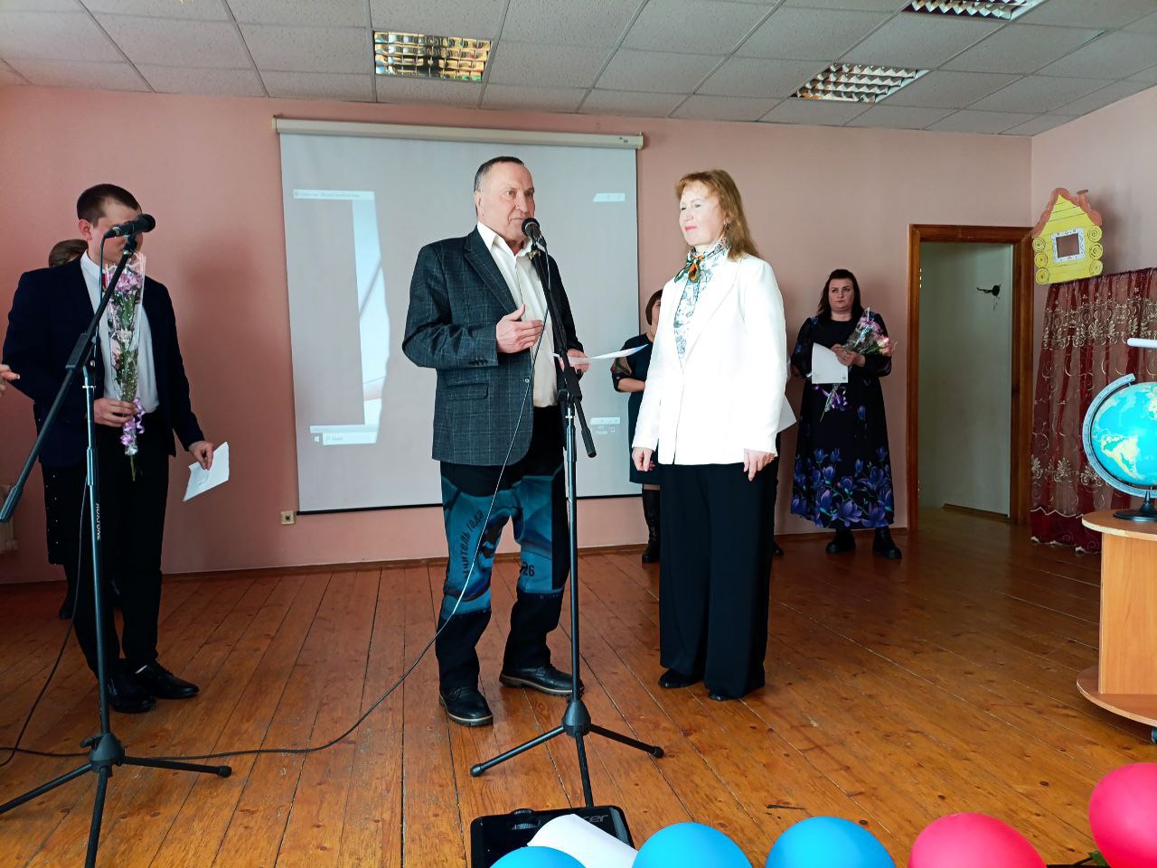 Сегодня на базе Краснополянской школы состоялось торжественное подведение итогов муниципального этапа конкурса профессионального мастерства «Учитель года2026» Сегодня на базе Краснополянской школы состоялось торжественное подведение итогов муниципального этапа конкурса профессионального мастерства «Учитель года2026»