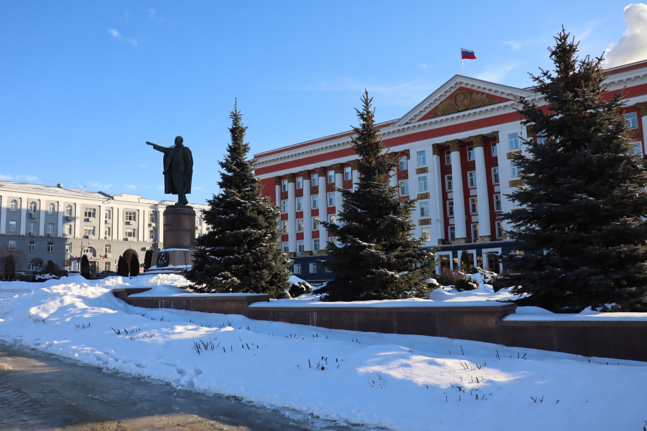 Доброе утро! Оттепель сменилась крепким морозом, а ему на смену завтра придет снежная погода Доброе утро! Оттепель сменилась крепким морозом, а ему на смену завтра придет снежная погода