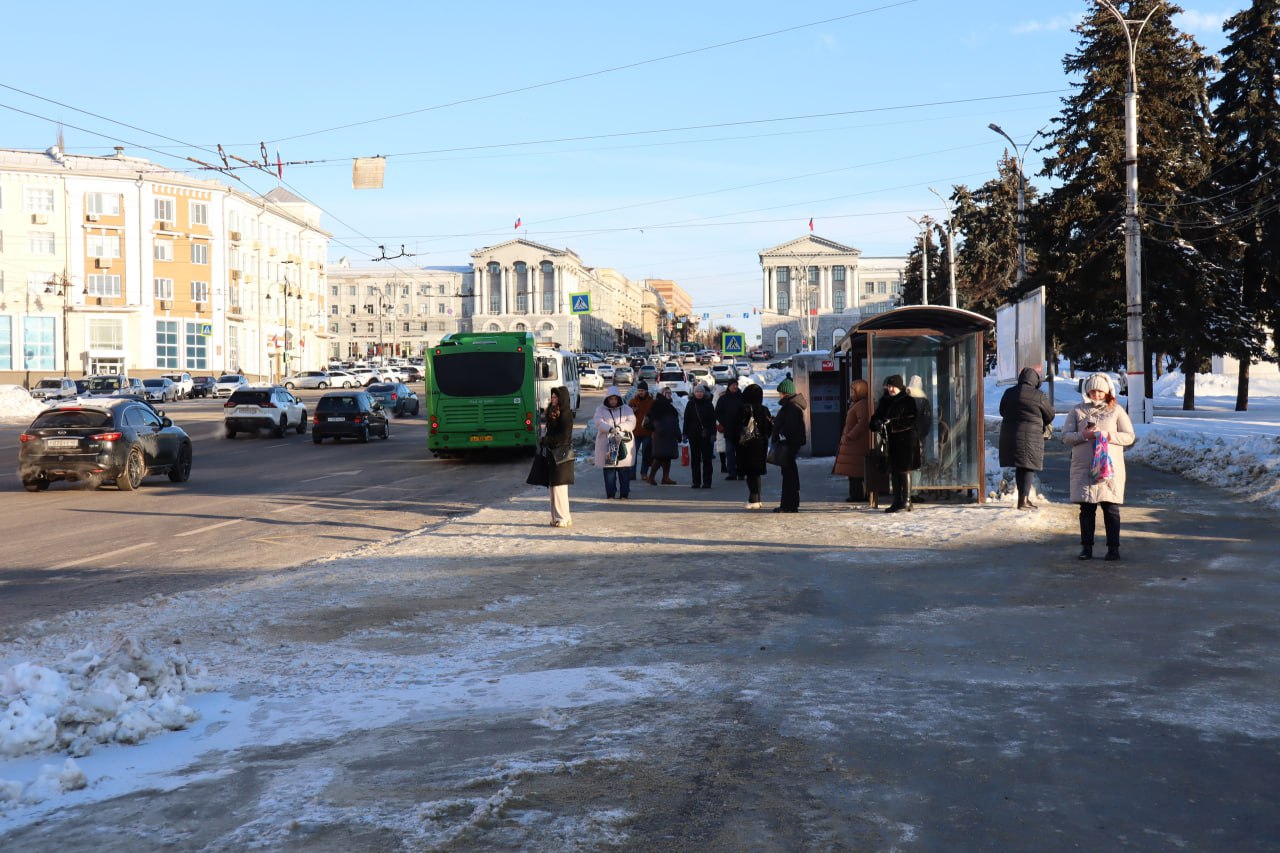 Доброе утро! Оттепель сменилась крепким морозом, а ему на смену завтра придет снежная погода Доброе утро! Оттепель сменилась крепким морозом, а ему на смену завтра придет снежная погода