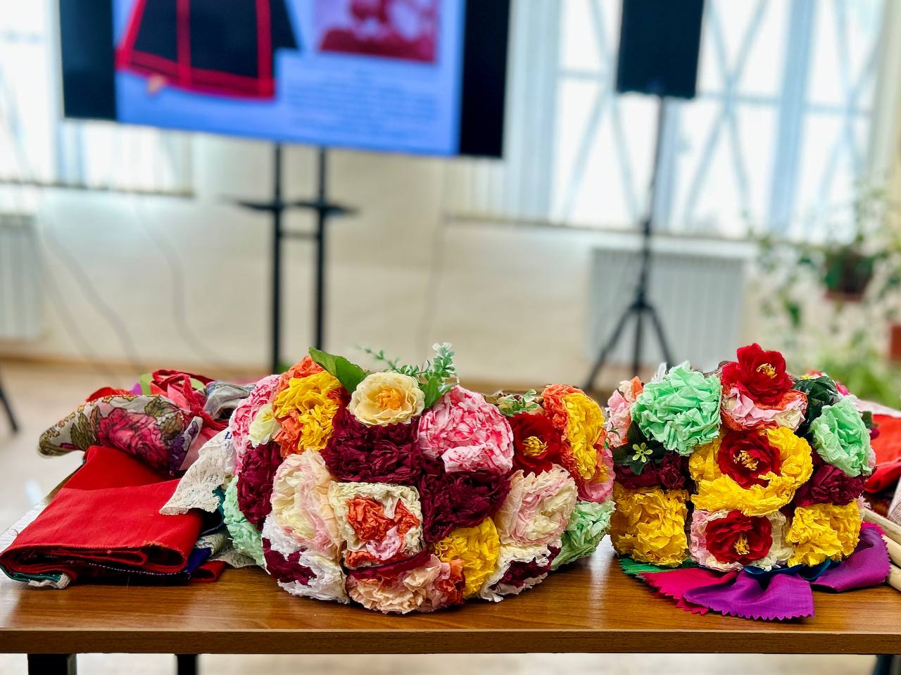 Курские школьницы примерили традиционные наряды предков Курские школьницы примерили традиционные наряды предков