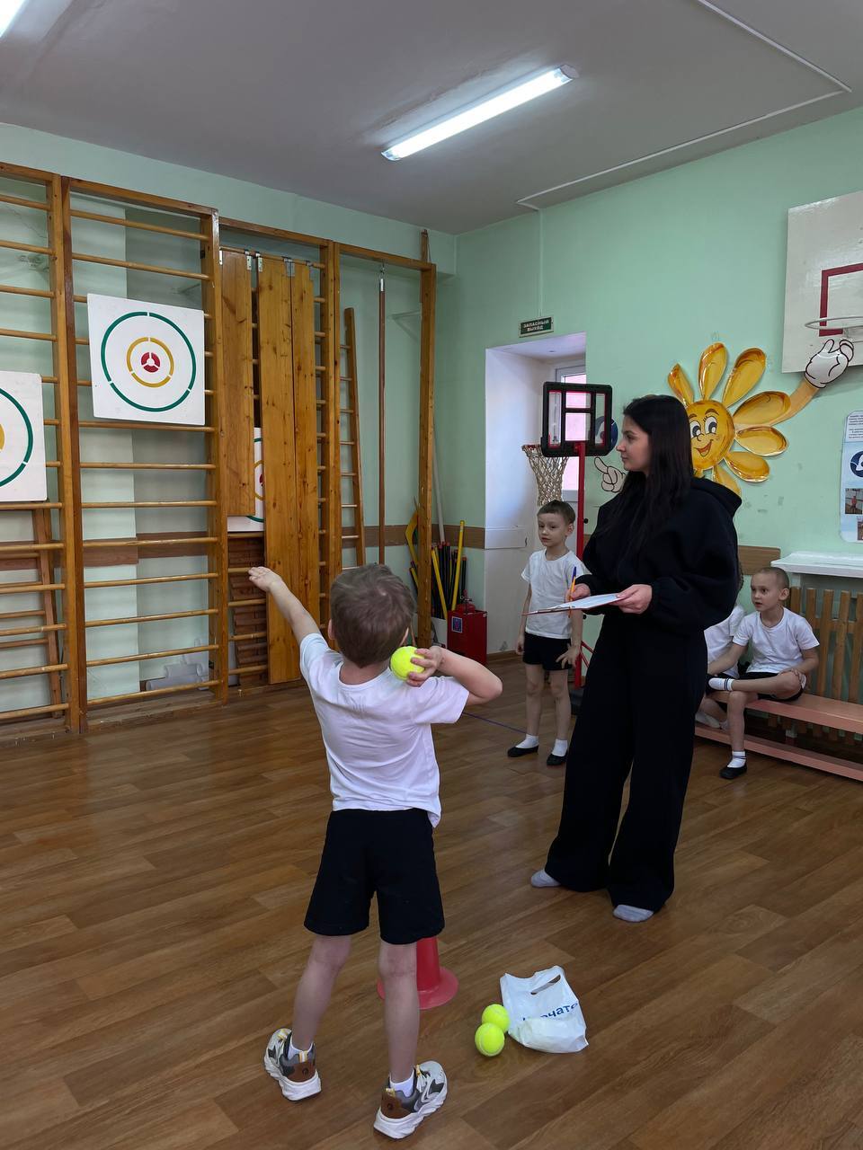 17 февраля в МАДОУ «Детский сад №10» города Курчатова прошёл фестиваль Всероссийского физкультурно-спортивного комплекса «Готов к труду и обороне» (ГТО) 17 февраля в МАДОУ «Детский сад №10» города Курчатова прошёл фестиваль Всероссийского физкультурно-спортивного комплекса «Готов к труду и обороне» (ГТО)