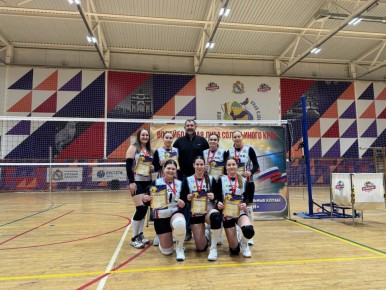 15 февраля в Курске состоялся пятый тур «Волейбольной лиги Соловьиного края» сезона 2025/26 среди женских команд
