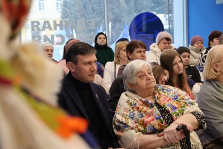 Масленичная неделя продолжилась ароматными саше, оберегами и горячими блинчиками