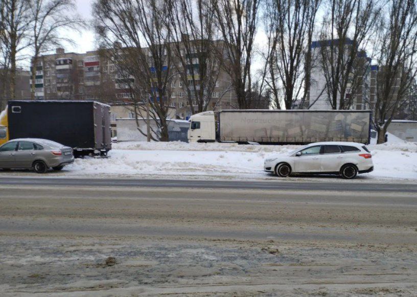 Если не помогаешь, хотя бы не мешай Если не помогаешь, хотя бы не мешай