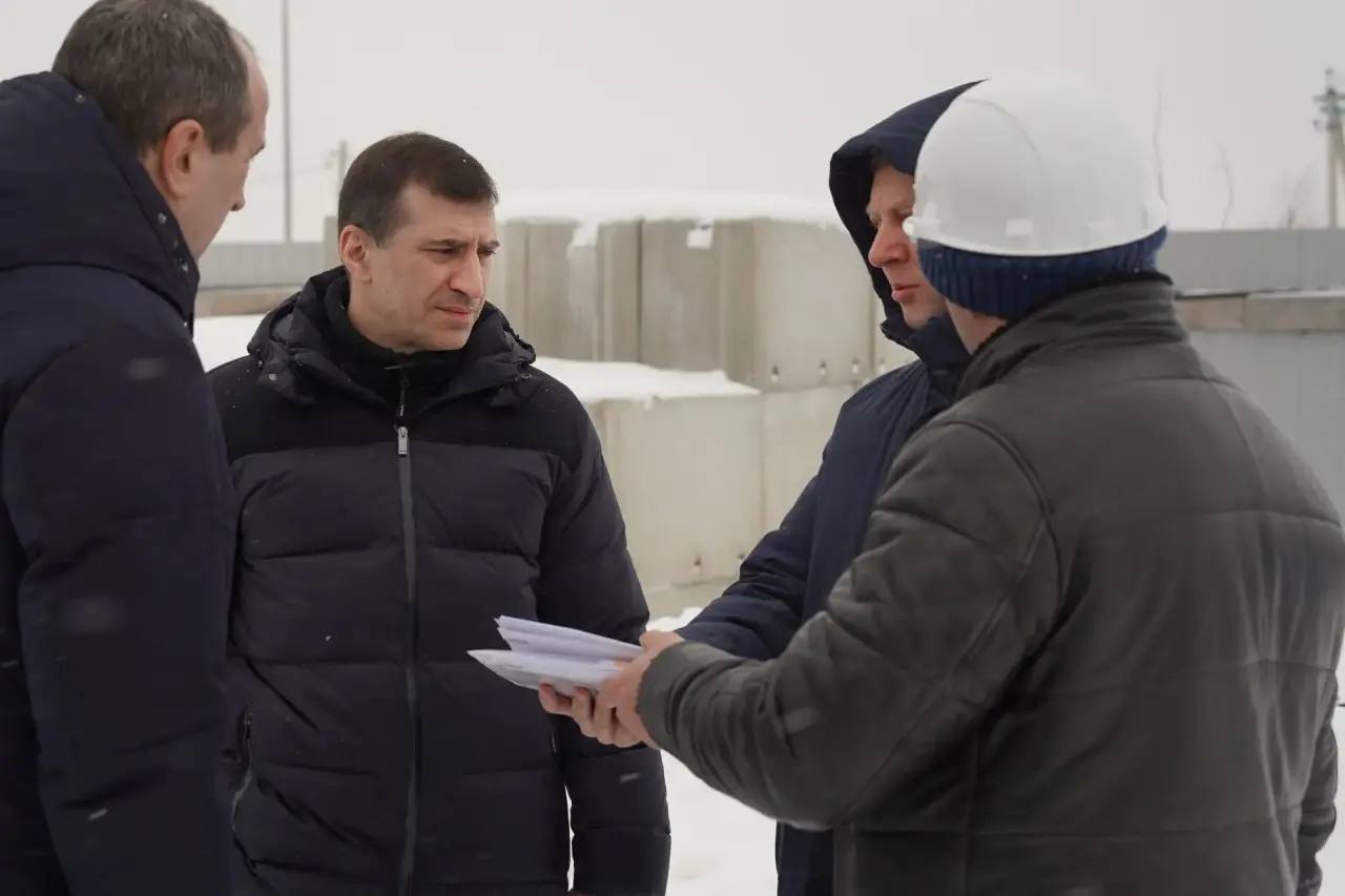 Борис Эбзеев проверил ход строительства и восстановления энергообъектов в Курской области Борис Эбзеев проверил ход строительства и восстановления энергообъектов в Курской области