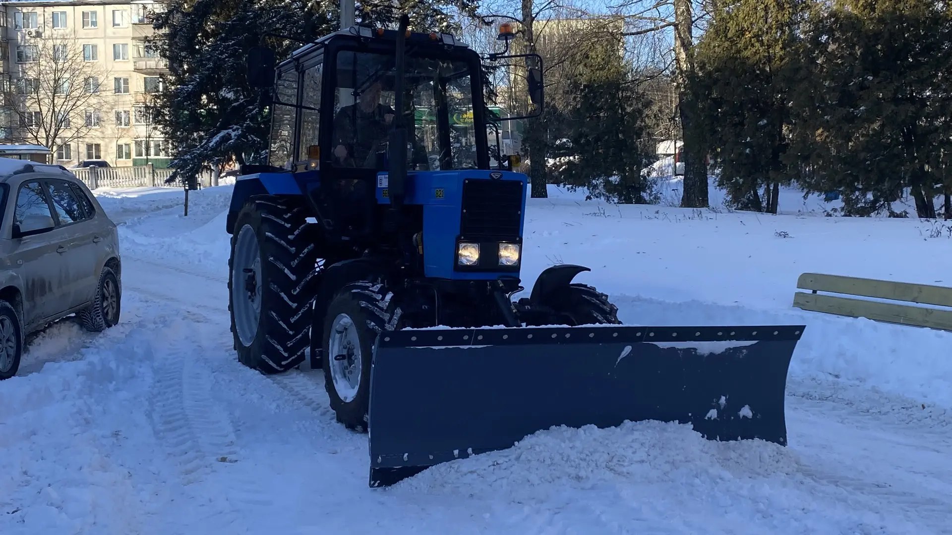 К общегородскому субботнику по расчистке общественных и социальных территорий от снега присоединились студенты Железногорского политехнического колледжа К общегородскому субботнику по расчистке общественных и социальных территорий от снега присоединились студенты Железногорского политехнического колледжа
