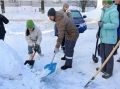 Александр Михайлов: Сегодня волонтеры МГОКа «Вместе! С призванием» под руководством депутата городской Думы Дарины Сорокиной снова показали пример заботы и внимания к окружающим! Они провели акцию по очистке от снега...