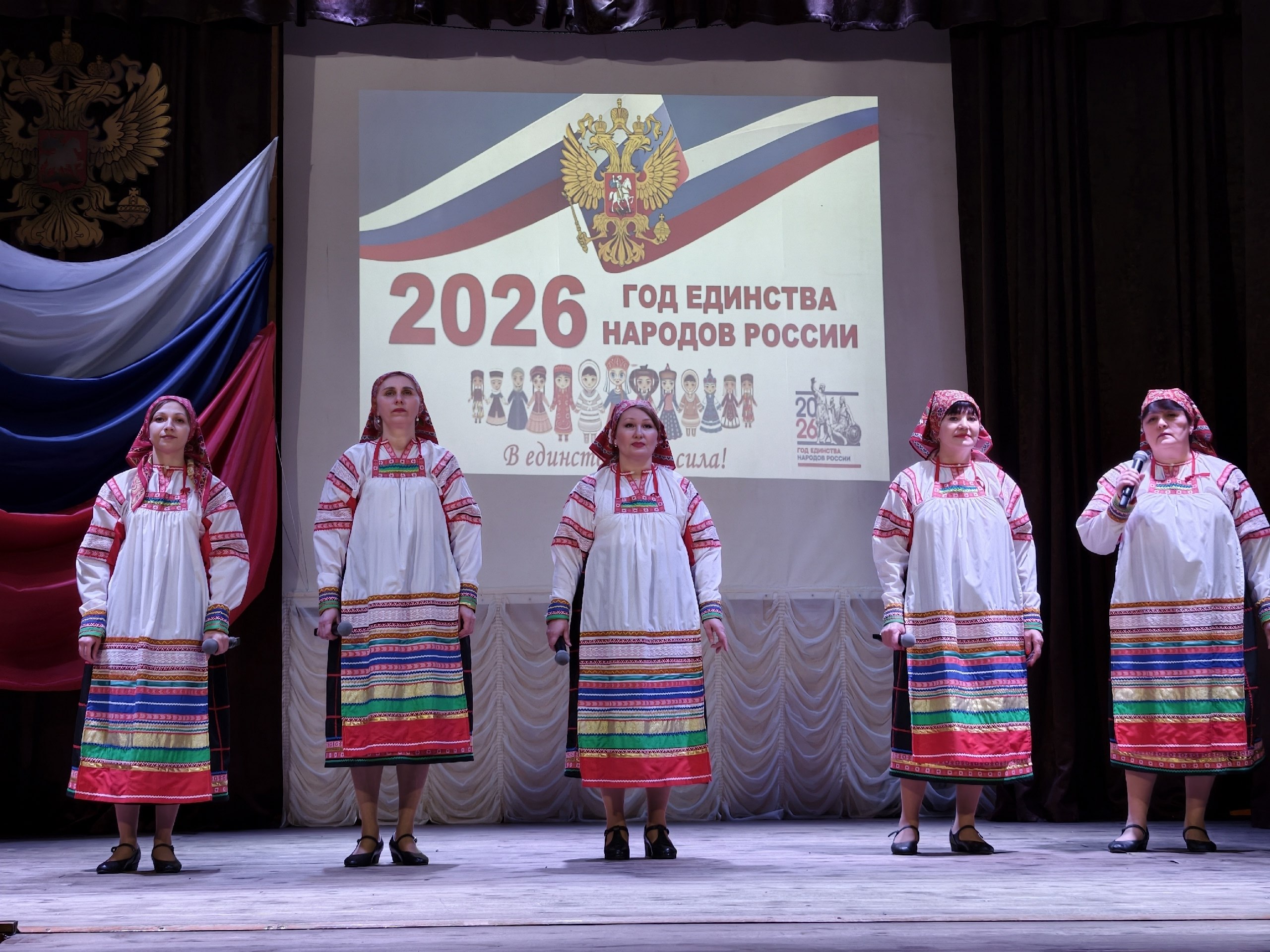 В преддверии Дня защитника Отечества в киноконцертном зале прошло торжественное мероприятие, где творческие коллективы и солисты Центра культуры и досуга представили зрителям насыщенную концертную программу В преддверии Дня защитника Отечества в киноконцертном зале прошло торжественное мероприятие, где творческие коллективы и солисты Центра культуры и досуга представили зрителям насыщенную концертную программу