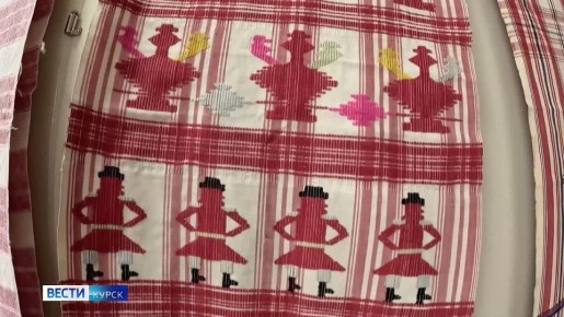 Наследие в узорах. «Флору из сундука» достали в библиотеке имени Асеева