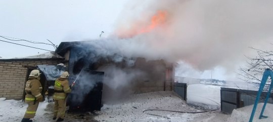 21 февраля в посёлке Поныри Курской области произошёл пожар 21 февраля в посёлке Поныри Курской области произошёл пожар