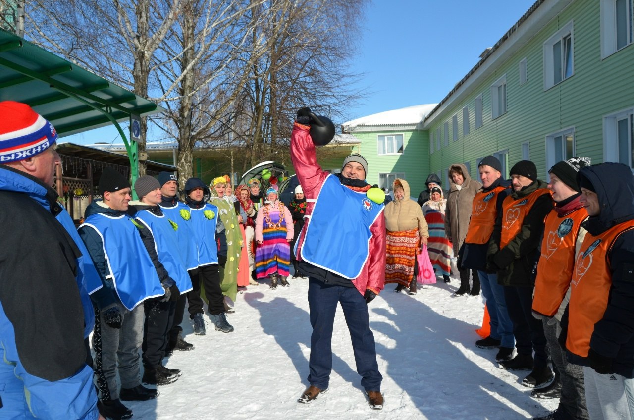 В Щигровском доме социального обслуживания весело и с размахом отметили проводы Масленицы В Щигровском доме социального обслуживания весело и с размахом отметили проводы Масленицы
